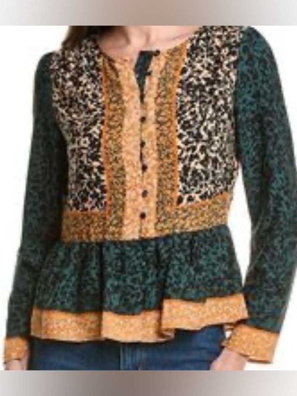 Vince Camuto women’s top size S NWT
